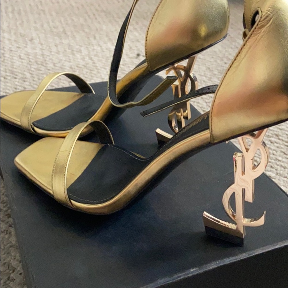 Saint Laurent Paris High Heel shoes